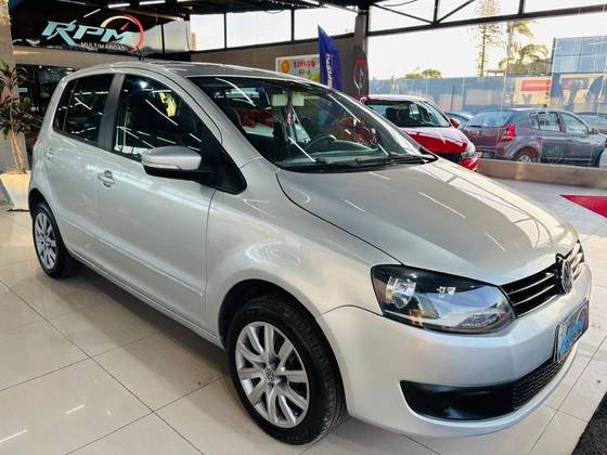 VOLKSWAGEN FOX 1.0 MI 8V FLEX 4P MANUAL VOLKSWAGEN FOX 1.0 MI 8V FLEX 4P MANUAL